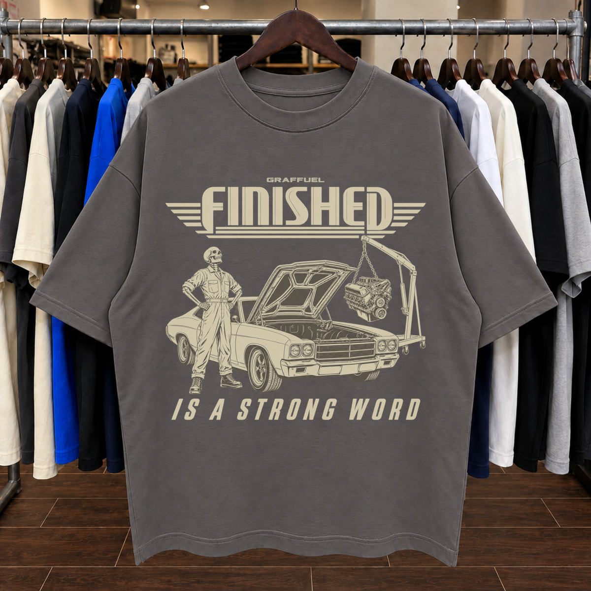 TERMINADO ES UNA PALABRA FUERTE - Camiseta Oversized