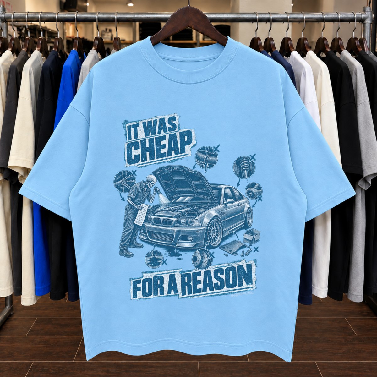 TENÍA UN MOTIVO PARA SER BARATA - Camiseta Oversized